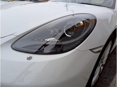 صورة 33 لـ 2016 Porsche 718