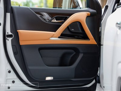 صورة مصغرة 140 لـ 2022 Lexus LX