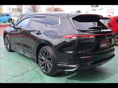 2025 Toyota CROWN ESTATE photo 12