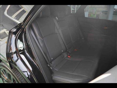 2025 Toyota CROWN ESTATE photo 4