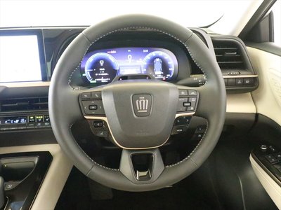 2025 Toyota CROWN CROSSOVER — фото 19