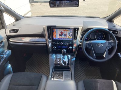 2023 Toyota ALPHARD — фото 2