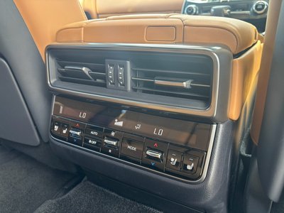 صورة مصغرة 54 لـ 2024 Lexus LX