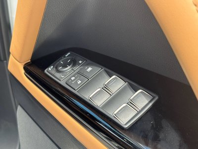 صورة مصغرة 29 لـ 2024 Lexus LX