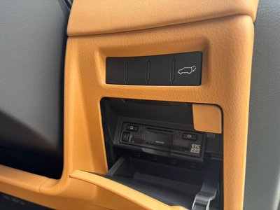 صورة مصغرة 33 لـ 2024 Lexus LX