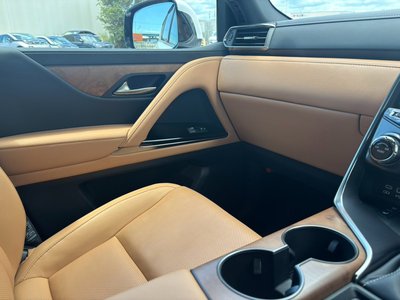 صورة مصغرة 50 لـ 2024 Lexus LX