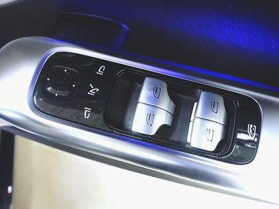 صورة مصغرة 20 لـ 2023 Mercedes-BENZ C-CLASS AMG