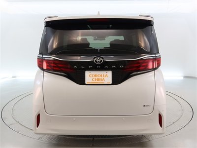 2024 Toyota ALPHARD — фото 6