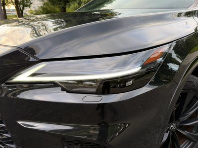 2023 Lexus RX photo 8
