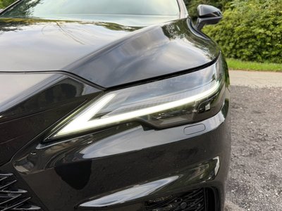 2023 Lexus RX photo 7
