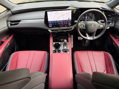 2023 Lexus RX photo 4
