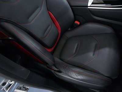 2025 Mercedes-BENZ GLC AMG 照片 7