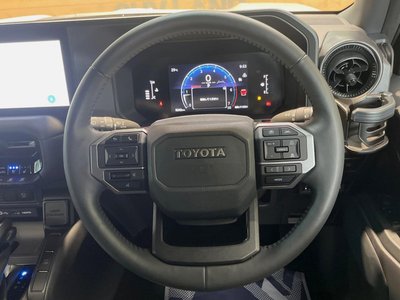 صورة 11 لـ 2024 Toyota LAND CRUISER 250