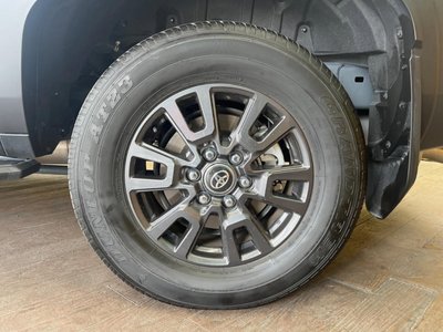 صورة 25 لـ 2024 Toyota LAND CRUISER 250