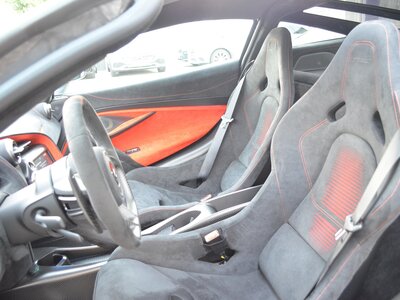 صورة 9 لـ 2021 Mclaren 765LT