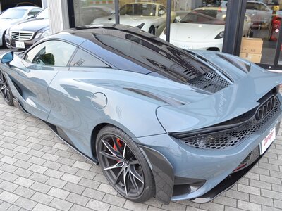 صورة 11 لـ 2021 Mclaren 765LT