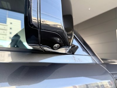 2025 LAND Rover DEFENDER thumbnail 48