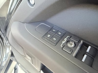 2025 LAND Rover DEFENDER photo 15
