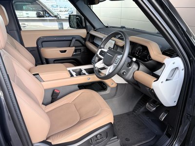 2025 LAND Rover DEFENDER photo 10