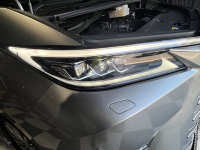 صورة 30 لـ 2024 Lexus LM