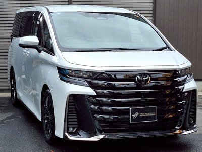 2023 Toyota VELLFIRE photo 1