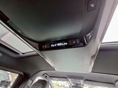 2023 Toyota VELLFIRE photo 31