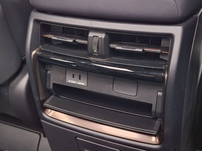 2023 Toyota VELLFIRE photo 29