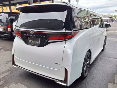 2023 Toyota VELLFIRE photo 15