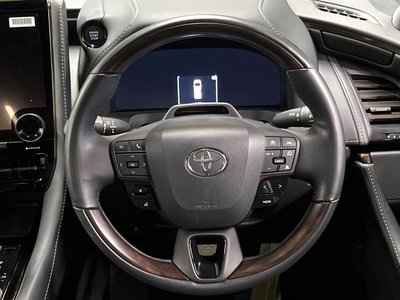 صورة 12 لـ 2023 Toyota ALPHARD