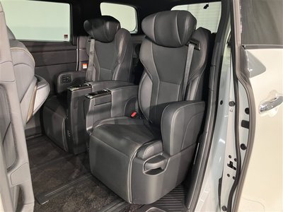 صورة 25 لـ 2023 Toyota ALPHARD