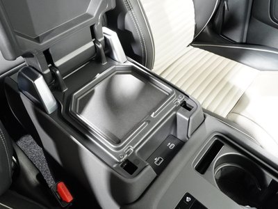 2021 LAND Rover DISCOVERY thumbnail 31