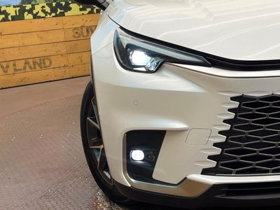 2025 Lexus LBX 缩略图 12