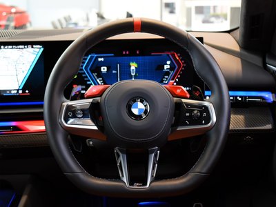 2025 BMW M5 photo 12