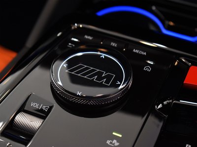 2025 BMW M5 thumbnail 68