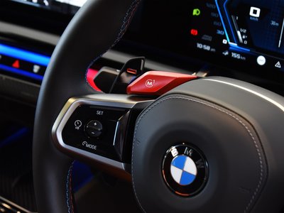 2025 BMW M5 thumbnail 18