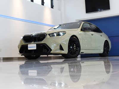 2025 BMW M5 thumbnail 84