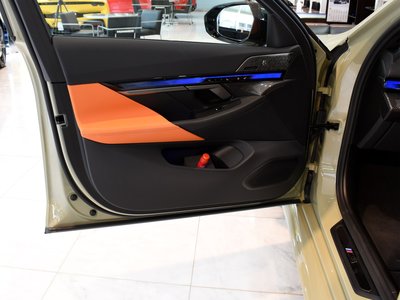 2025 BMW M5 thumbnail 51