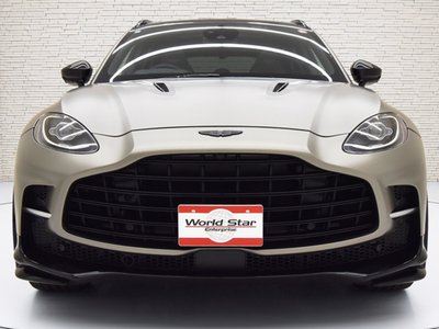 2024 Aston Martin DBX photo 7