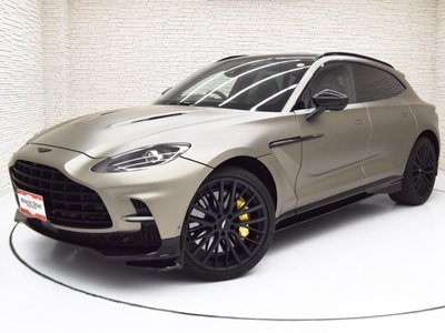 2024 Aston Martin DBX photo 3