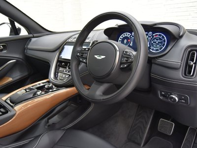 صورة مصغرة 24 لـ 2024 Aston Martin DBX