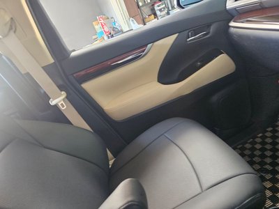 2017 Toyota VELLFIRE photo 25