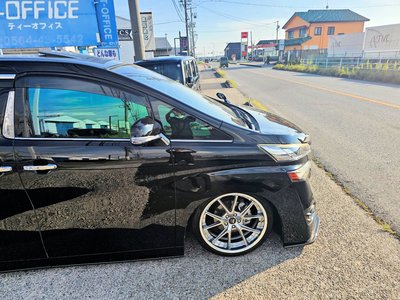 2017 Toyota VELLFIRE photo 50