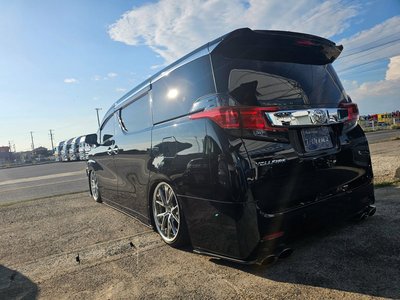 2017 Toyota VELLFIRE photo 55
