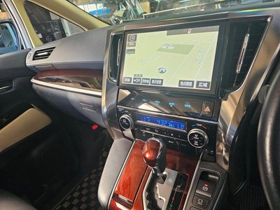 2017 Toyota VELLFIRE photo 20