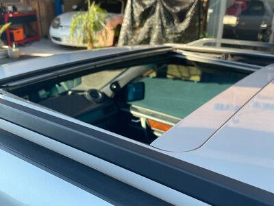 1991 Mercedes-BENZ E-CLASS photo 6