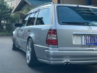 1991 Mercedes-BENZ E-CLASS photo 50