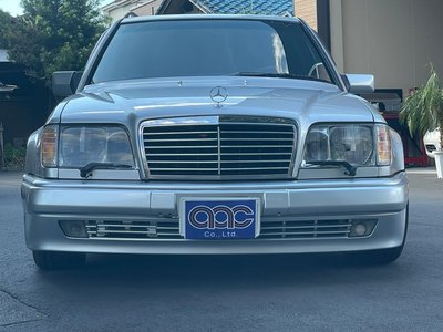 1991 Mercedes-BENZ E-CLASS photo 11