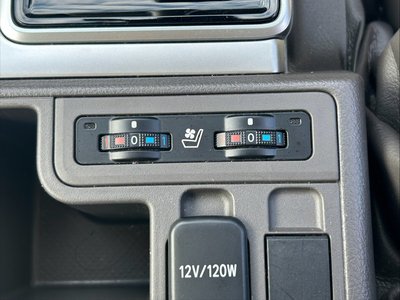 2019 Toyota LAND CRUISER PRADO thumbnail 25