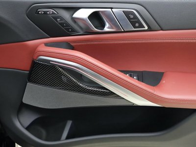 2022 BMW X6 thumbnail 36