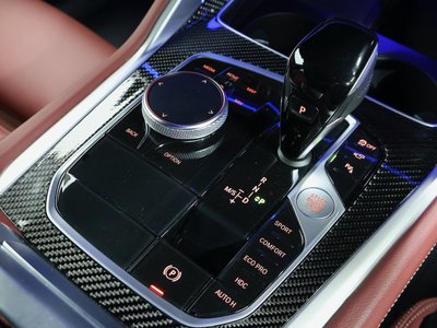 2022 BMW X6 thumbnail 19